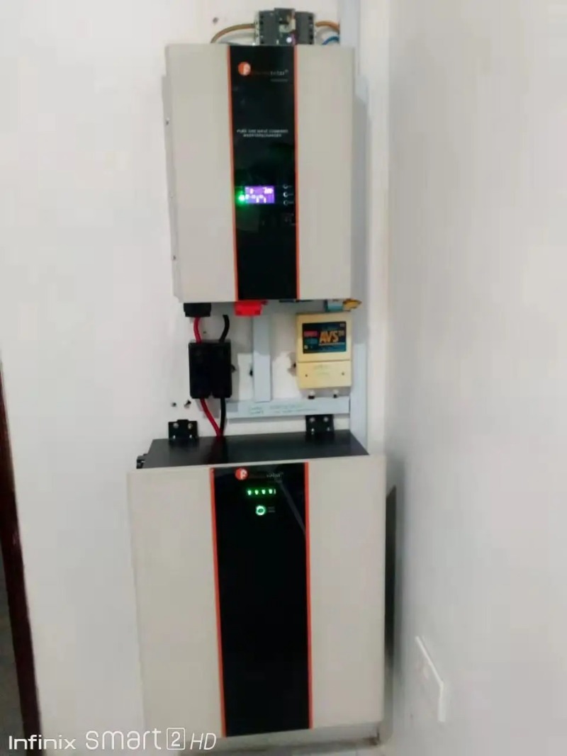 Inverter solare ibrido monofas - Hybrid Solar Inverter recensione e prezzo